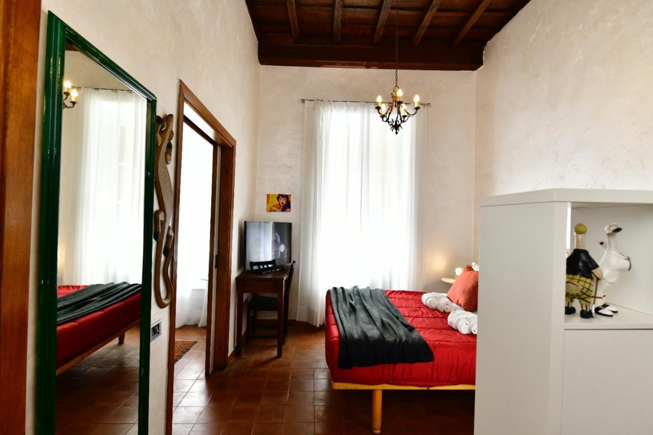 Giglio House - Campo De' Fiori Rom